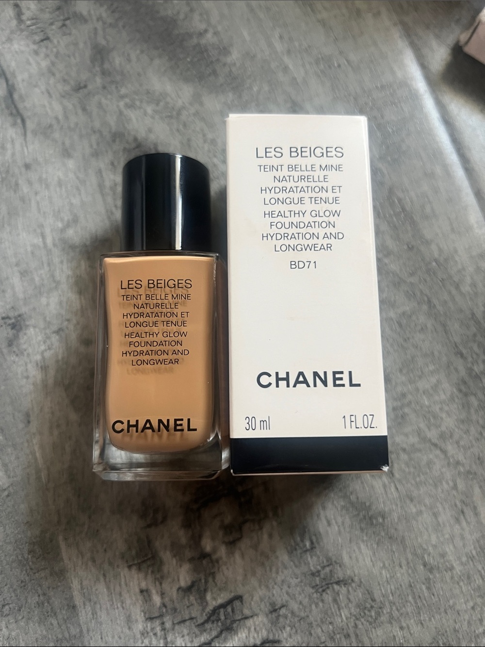 CHANEL Les Beiges Healthy Glow Foundation BD71 - Beige Tan